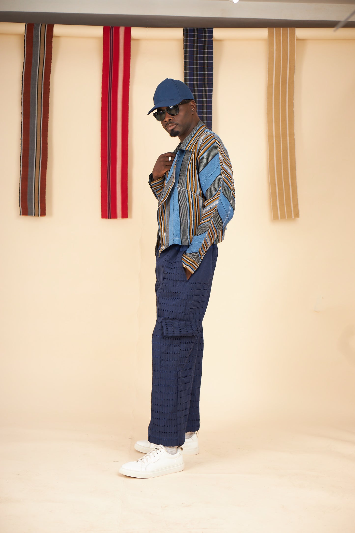Adeori Cropped Trench Jacket (Male version)