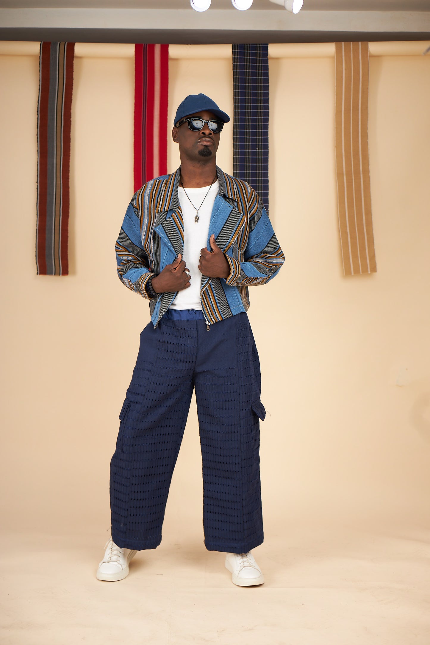 Adeori Cropped Trench Jacket (Male version)